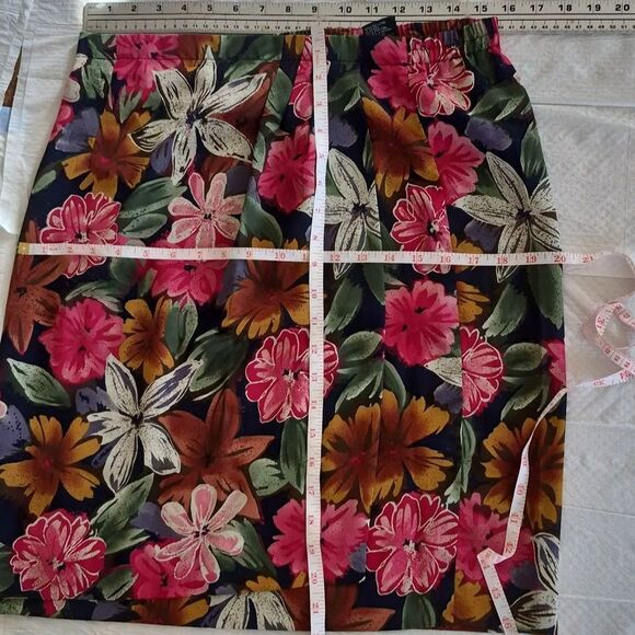 Kasper & Co A.S.L. Vintage Floral Wrap Skirt - Picture 4 of 16